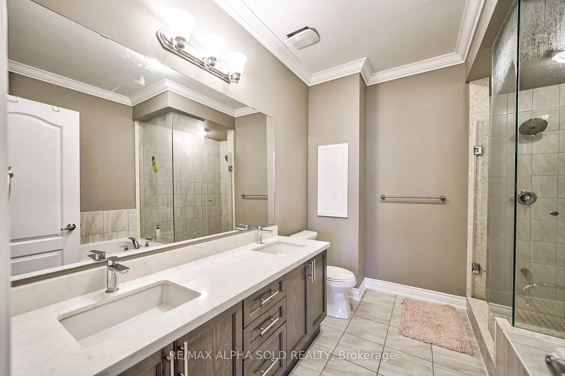 Photo 24 of 1 Villa Ada Drive, Markham, Box Grove — HOMEH