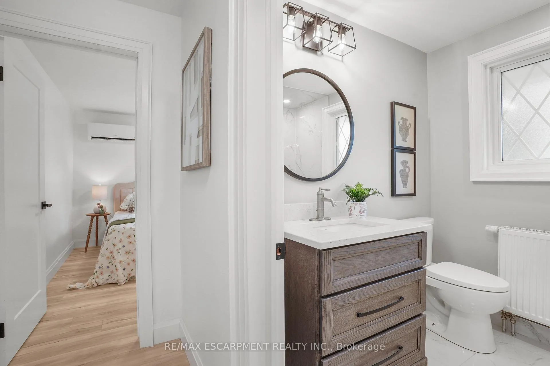 Photo 15 of 13 Delsey Street, Hamilton, Dundas — HOMEH