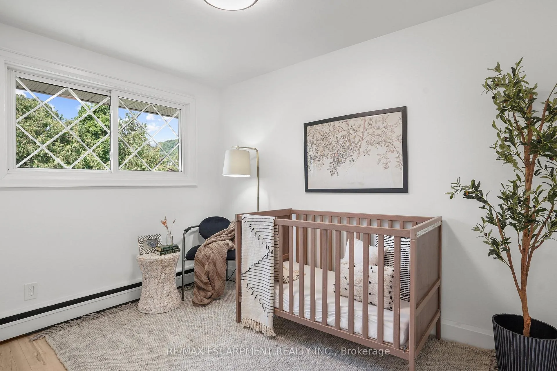 Photo 21 of 13 Delsey Street, Hamilton, Dundas — HOMEH