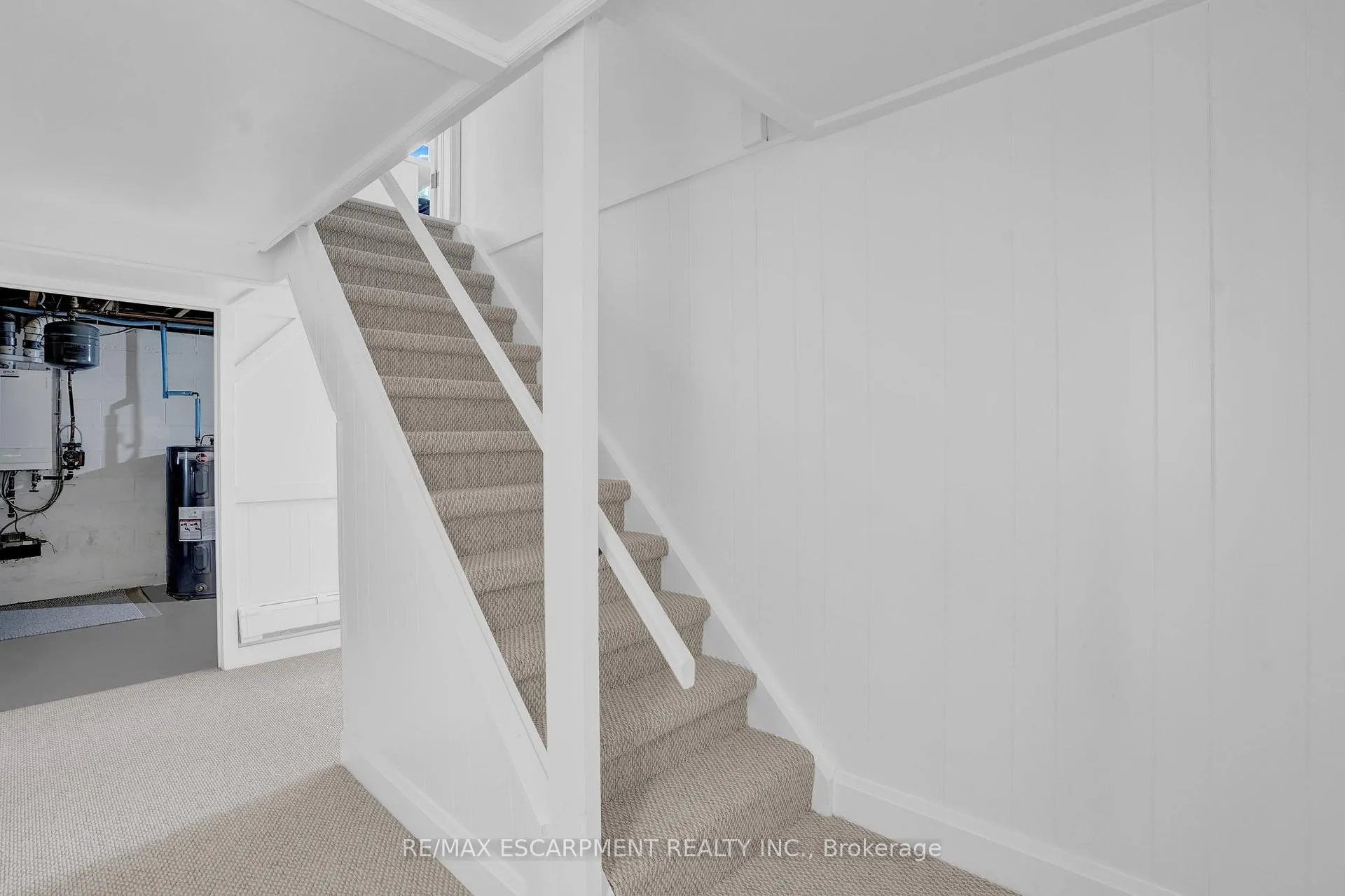 Photo 26 of 13 Delsey Street, Hamilton, Dundas — HOMEH