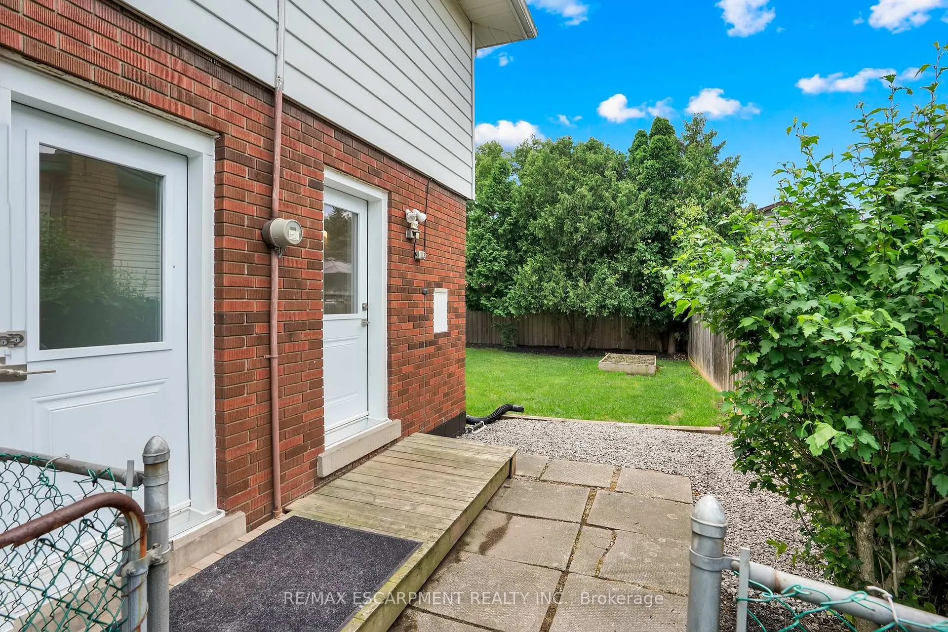 Photo 30 of 13 Delsey Street, Hamilton, Dundas — HOMEH