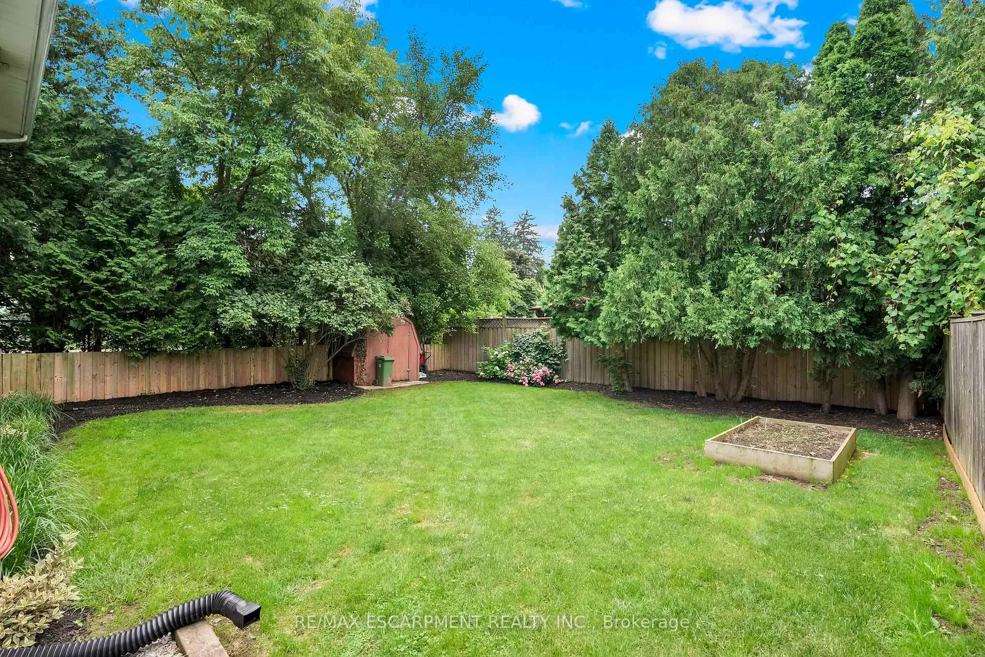 Photo 31 of 13 Delsey Street, Hamilton, Dundas — HOMEH