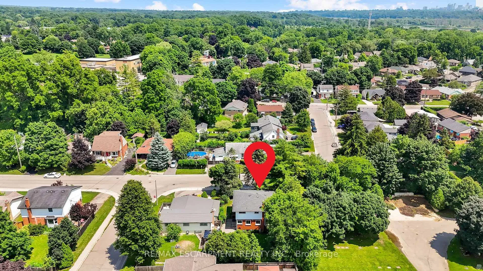 Photo 35 of 13 Delsey Street, Hamilton, Dundas — HOMEH
