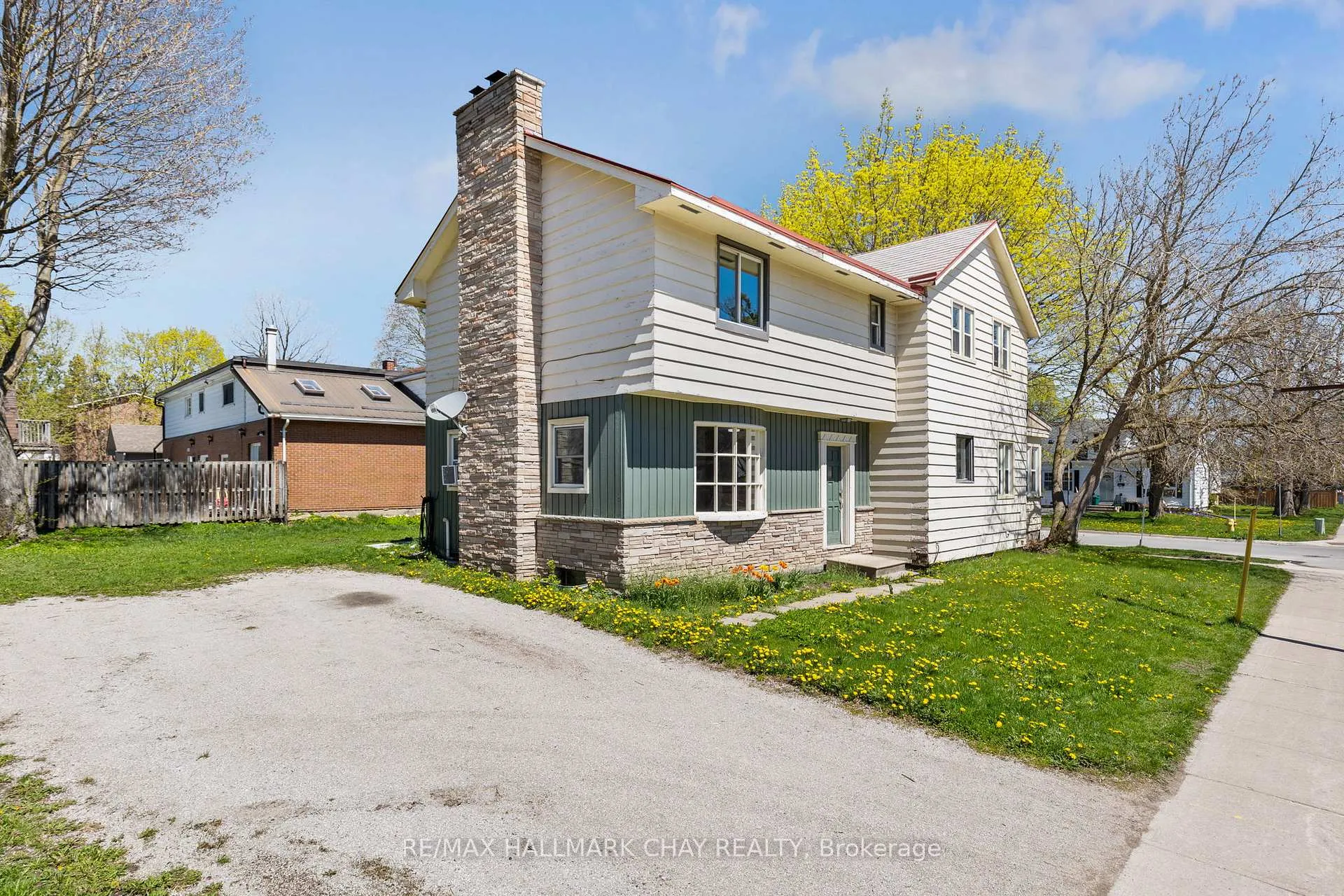 Front of 138 Peel Street