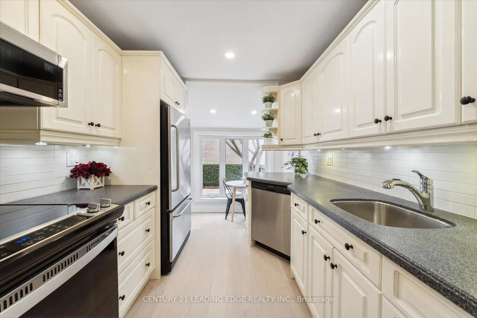 Photo 10 of 3 Lockwood Road, Toronto, The Beaches — HOMEH