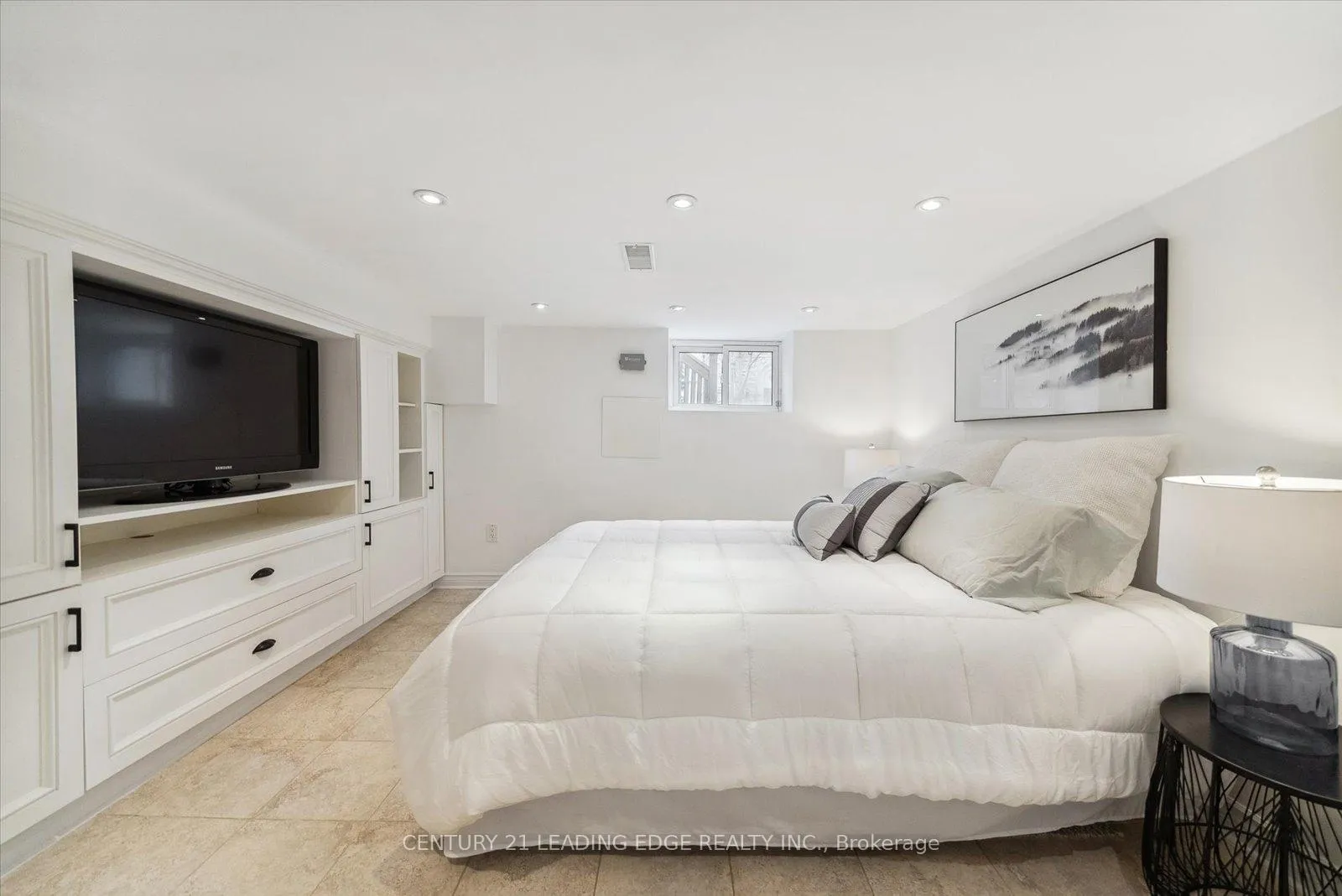 Photo 37 of 3 Lockwood Road, Toronto, The Beaches — HOMEH