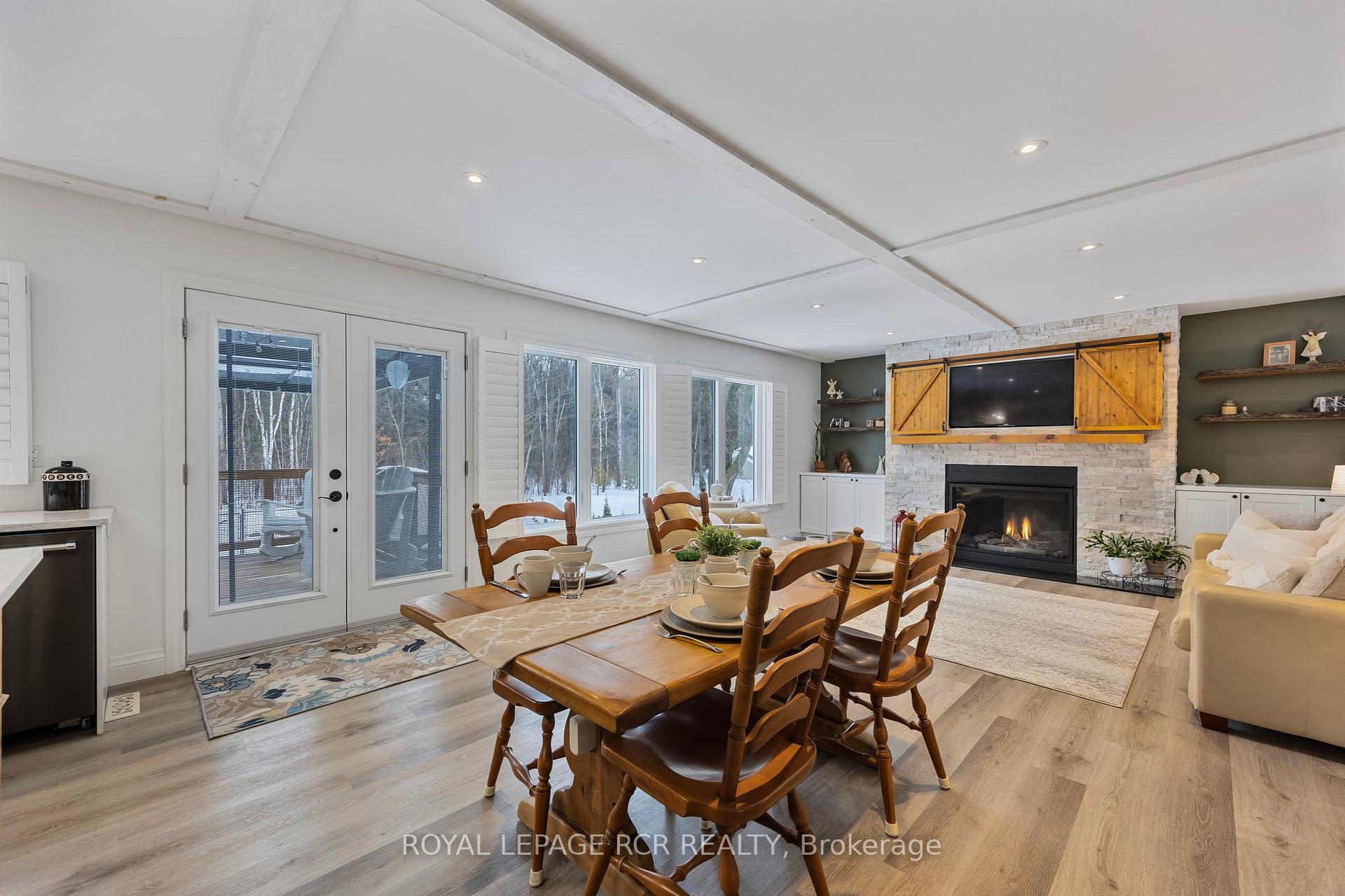Photo 7 of 236 Simcoe Street N, Clearview, Stayner — HOMEH