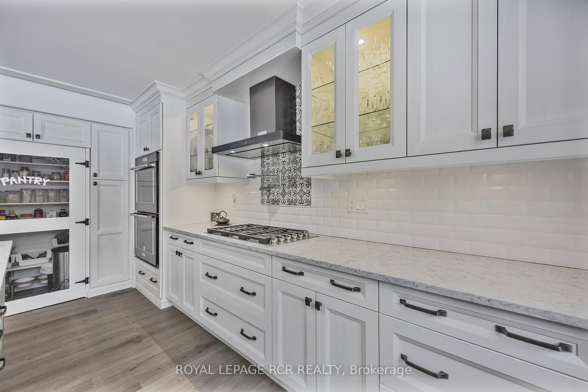 Photo 15 of 236 Simcoe Street N, Clearview, Stayner — HOMEH