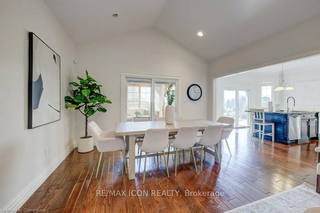 Photo 15 of 18 Anita Drive, Wellesley — HOMEH