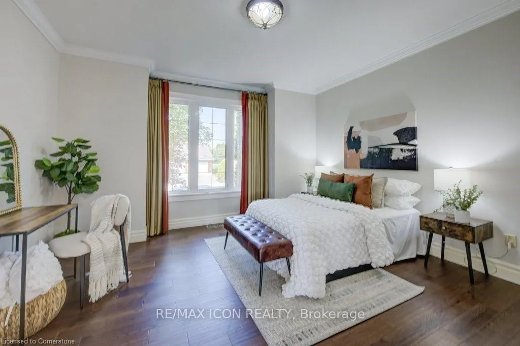 Photo 21 of 18 Anita Drive, Wellesley — HOMEH