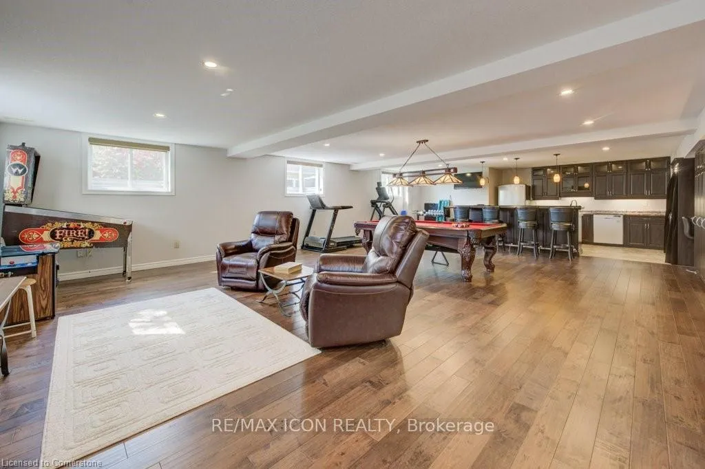 Photo 24 of 18 Anita Drive, Wellesley — HOMEH