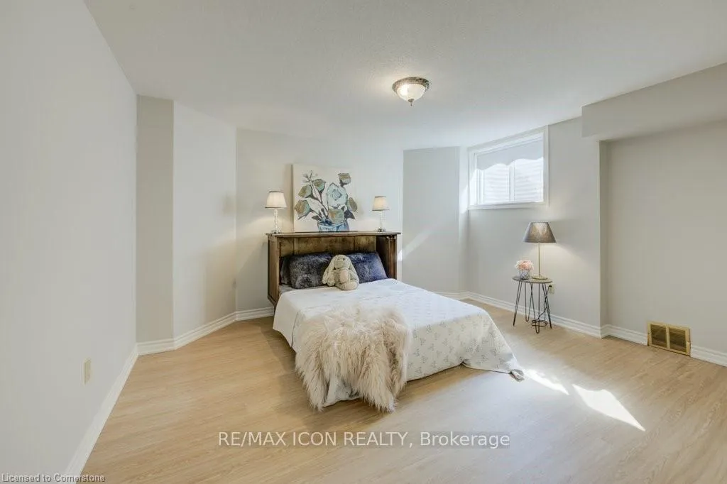 Photo 28 of 18 Anita Drive, Wellesley — HOMEH