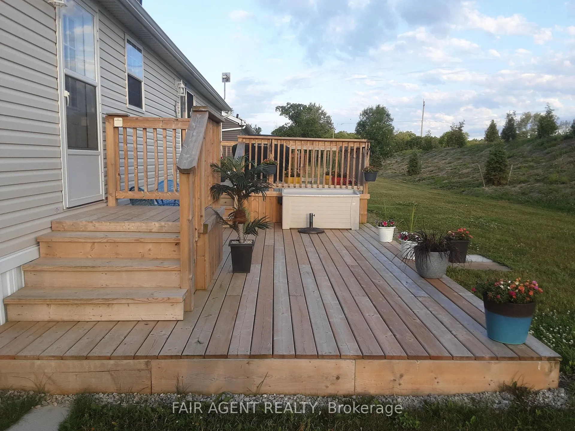 Photo 33 of 7 Forest Trail, Haldimand, Nanticoke — HOMEH