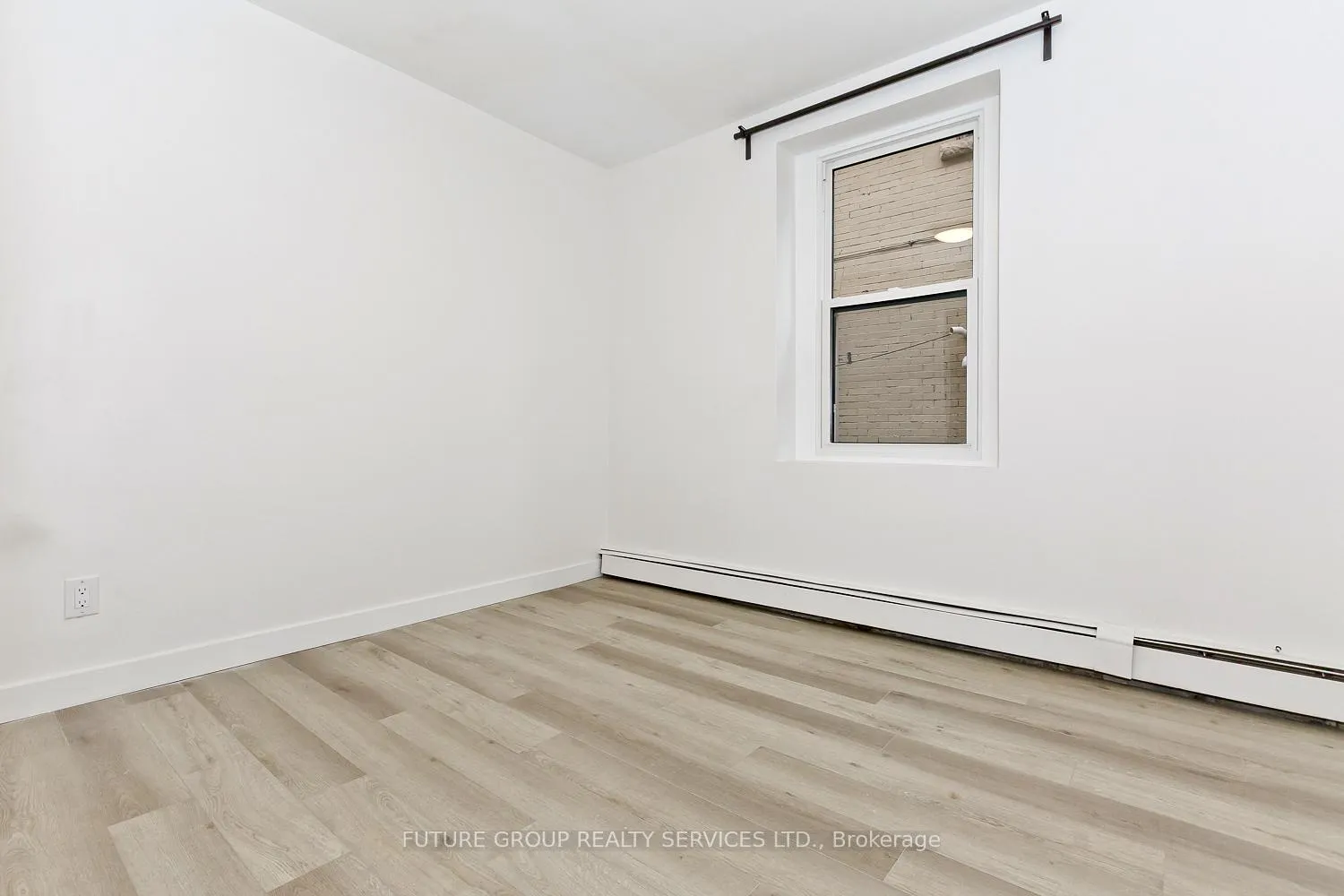 Photo 9 of 760 Main Street E, Hamilton, St. Clair — HOMEH