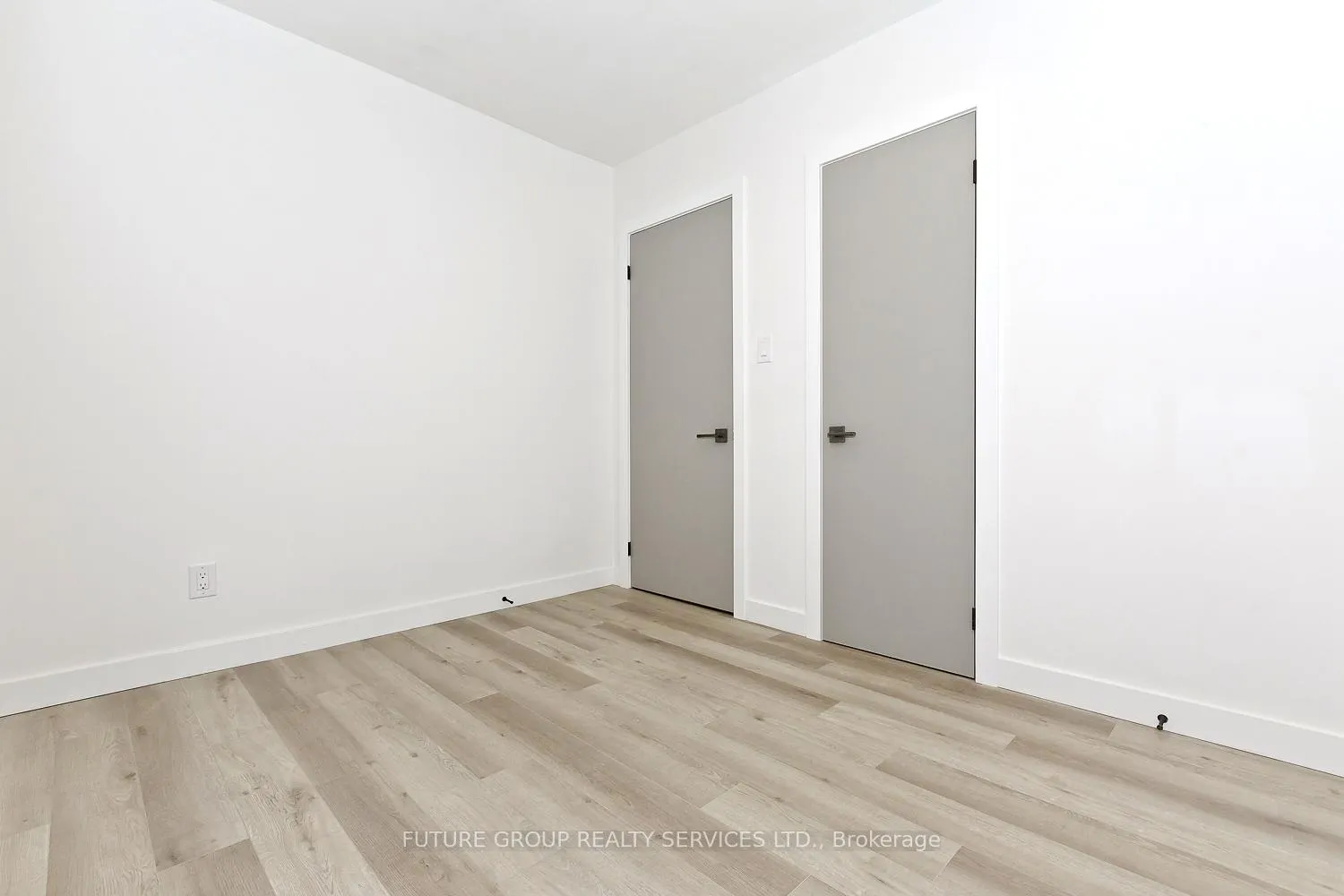 Photo 10 of 760 Main Street E, Hamilton, St. Clair — HOMEH