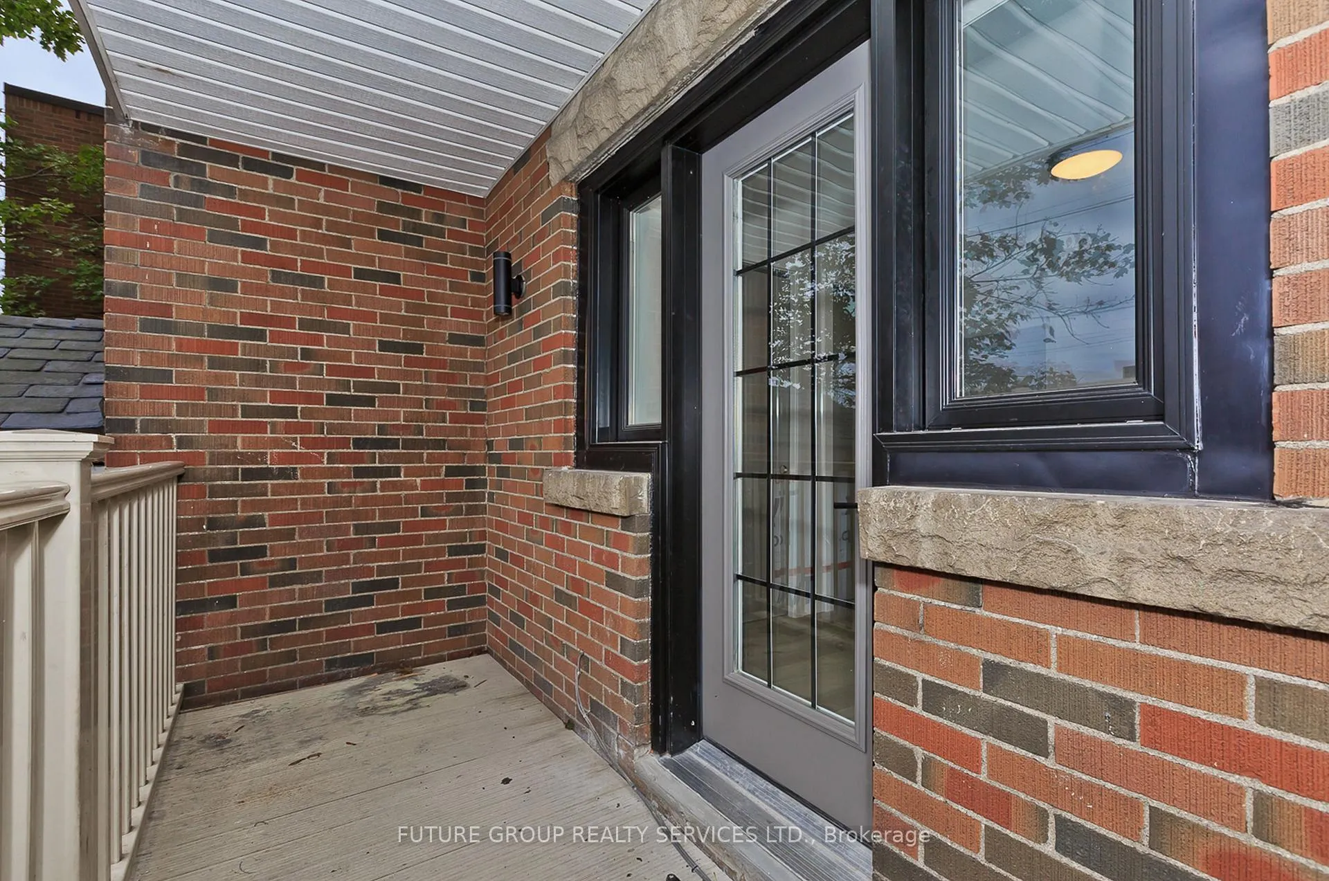 Photo 11 of 760 Main Street E, Hamilton, St. Clair — HOMEH