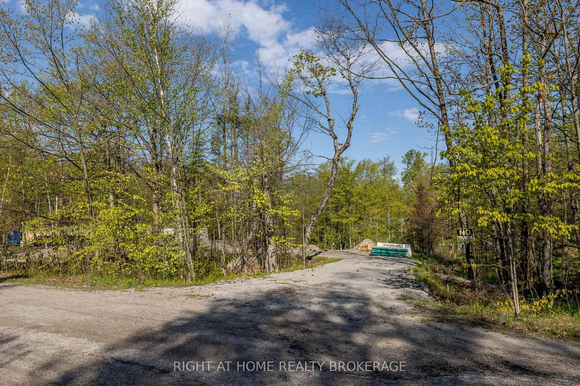 Photo 2 of 2002 Tiny Beaches Road N, Tiny, Rural Tiny — HOMEH