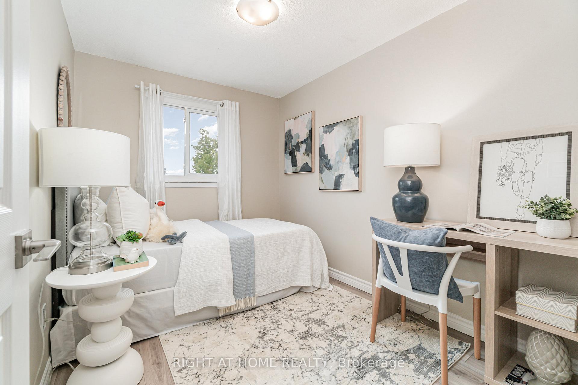 Photo 21 of 50 Roser Crescent, Clarington, Bowmanville — HOMEH