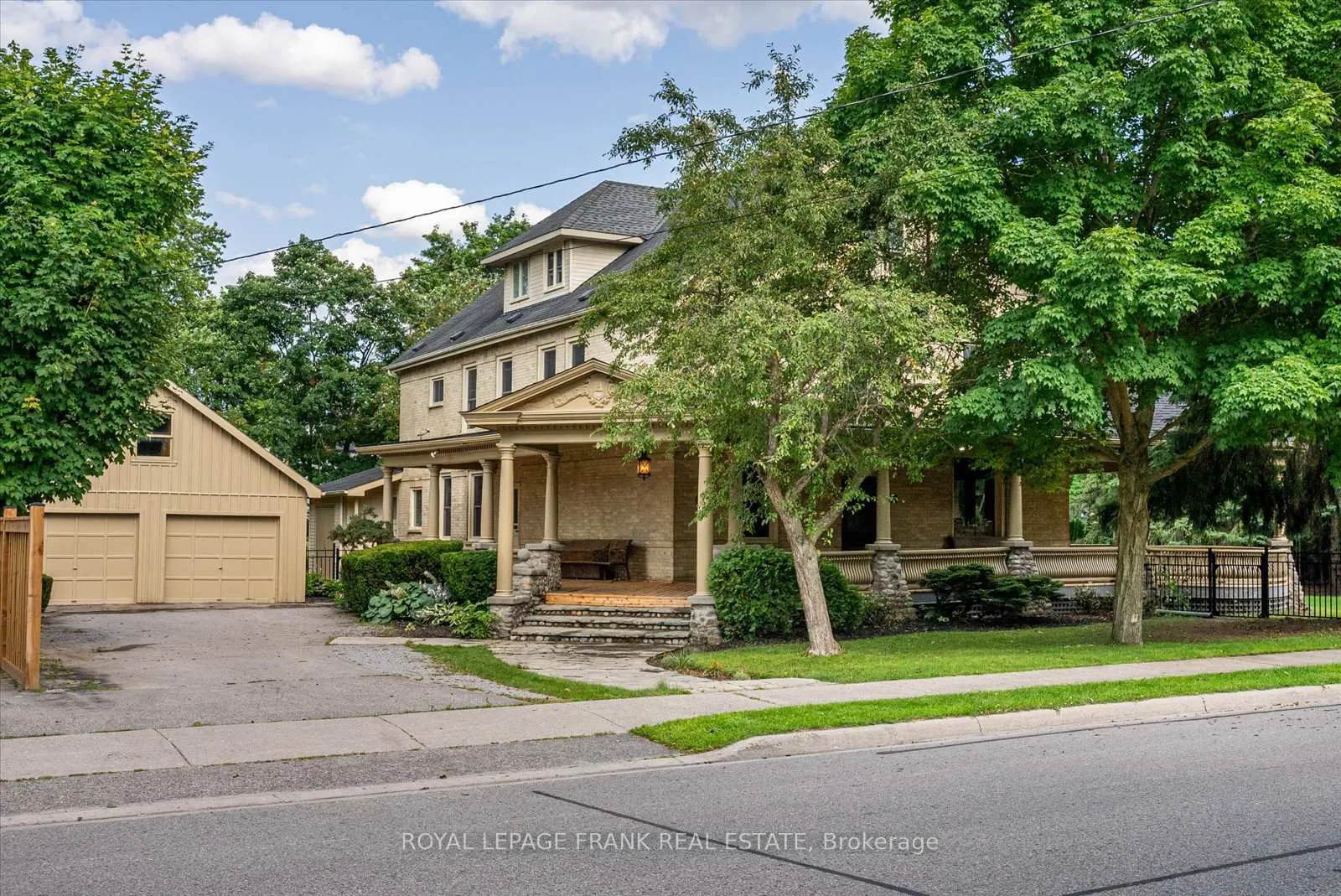 Photo 1 of 23 Franklin Street, Uxbridge — HOMEH