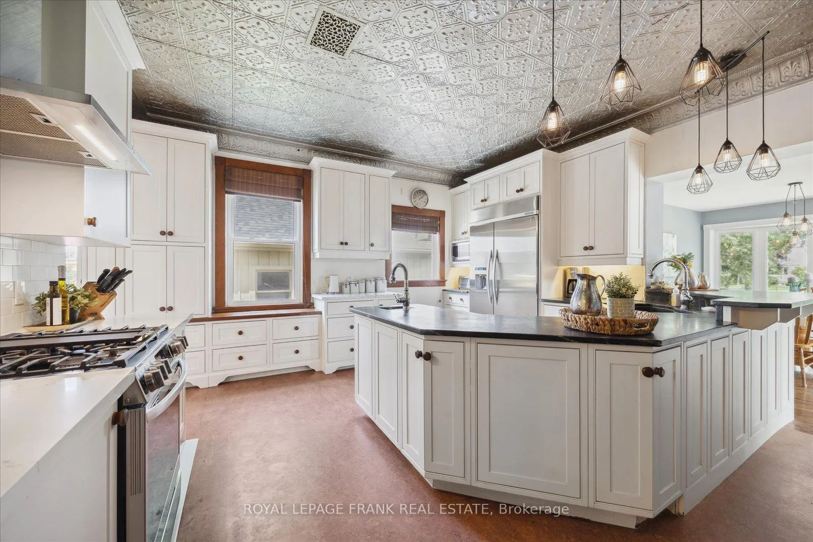 Photo 18 of 23 Franklin Street, Uxbridge — HOMEH