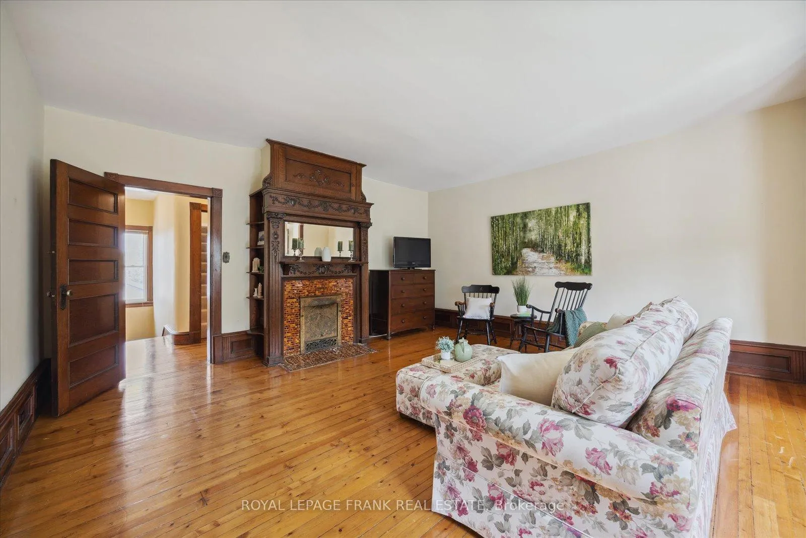 Photo 25 of 23 Franklin Street, Uxbridge — HOMEH