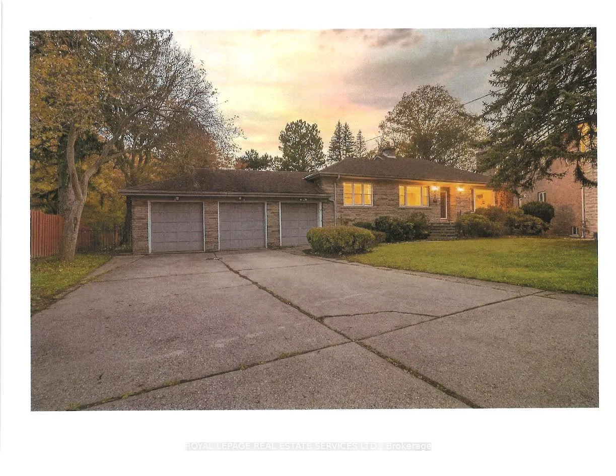 Photo 1 of 2 Stinson Circle, Toronto, O'Connor-Parkview — HOMEH