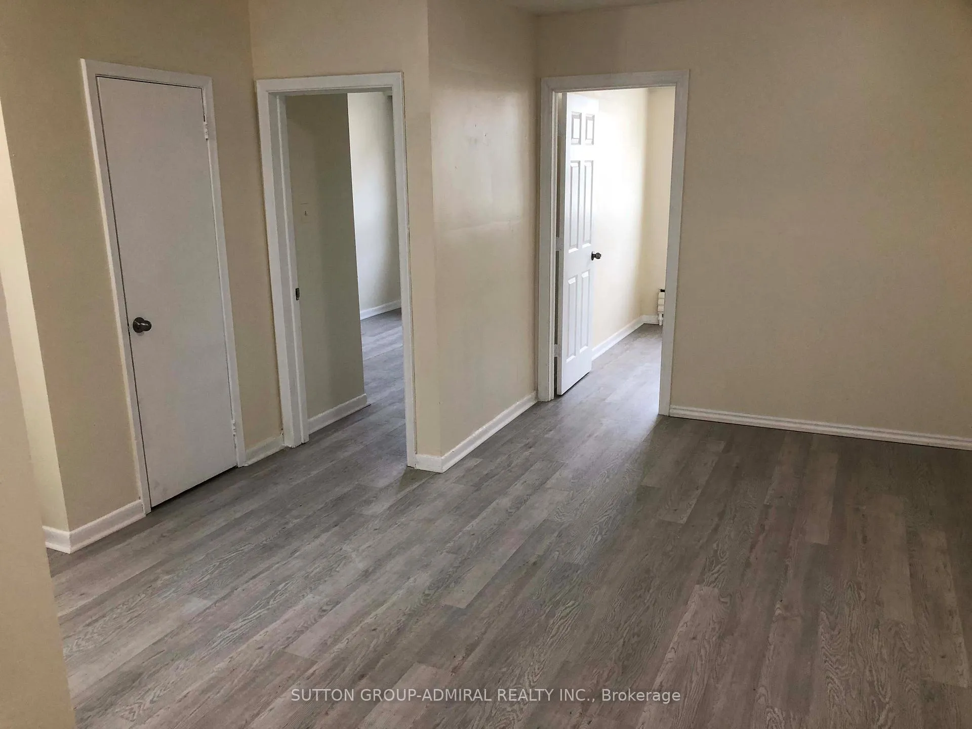 Photo 17 of 2839 Bathurst Street, Toronto, Bedford Park-Nortown — HOMEH