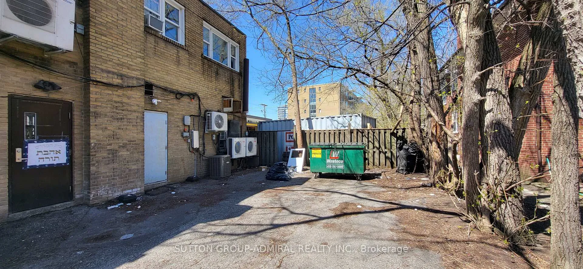 Photo 35 of 2839 Bathurst Street, Toronto, Bedford Park-Nortown — HOMEH