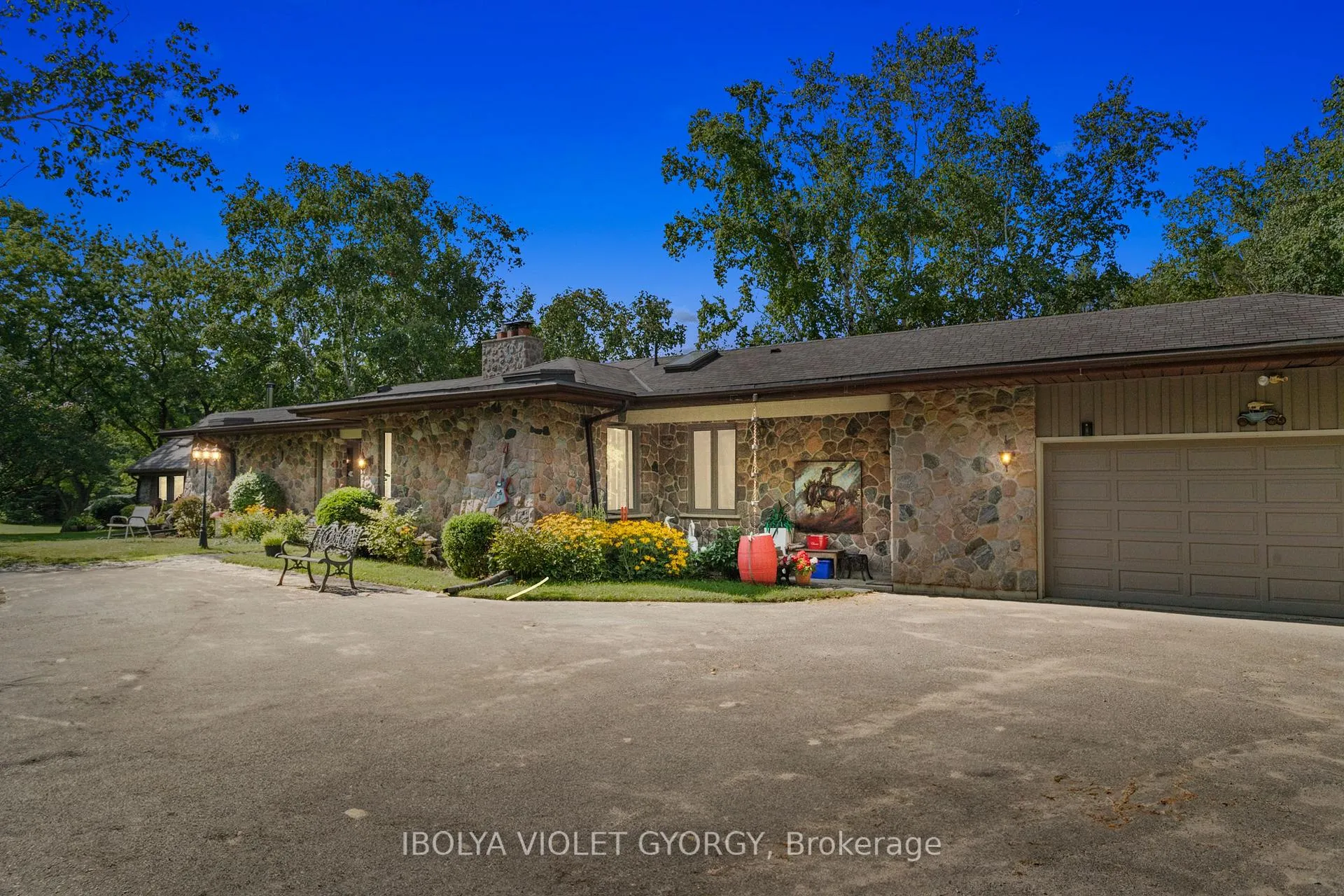 Photo 2 of 806 Uxbridge Pickering Line, Uxbridge, Rural Uxbridge — HOMEH