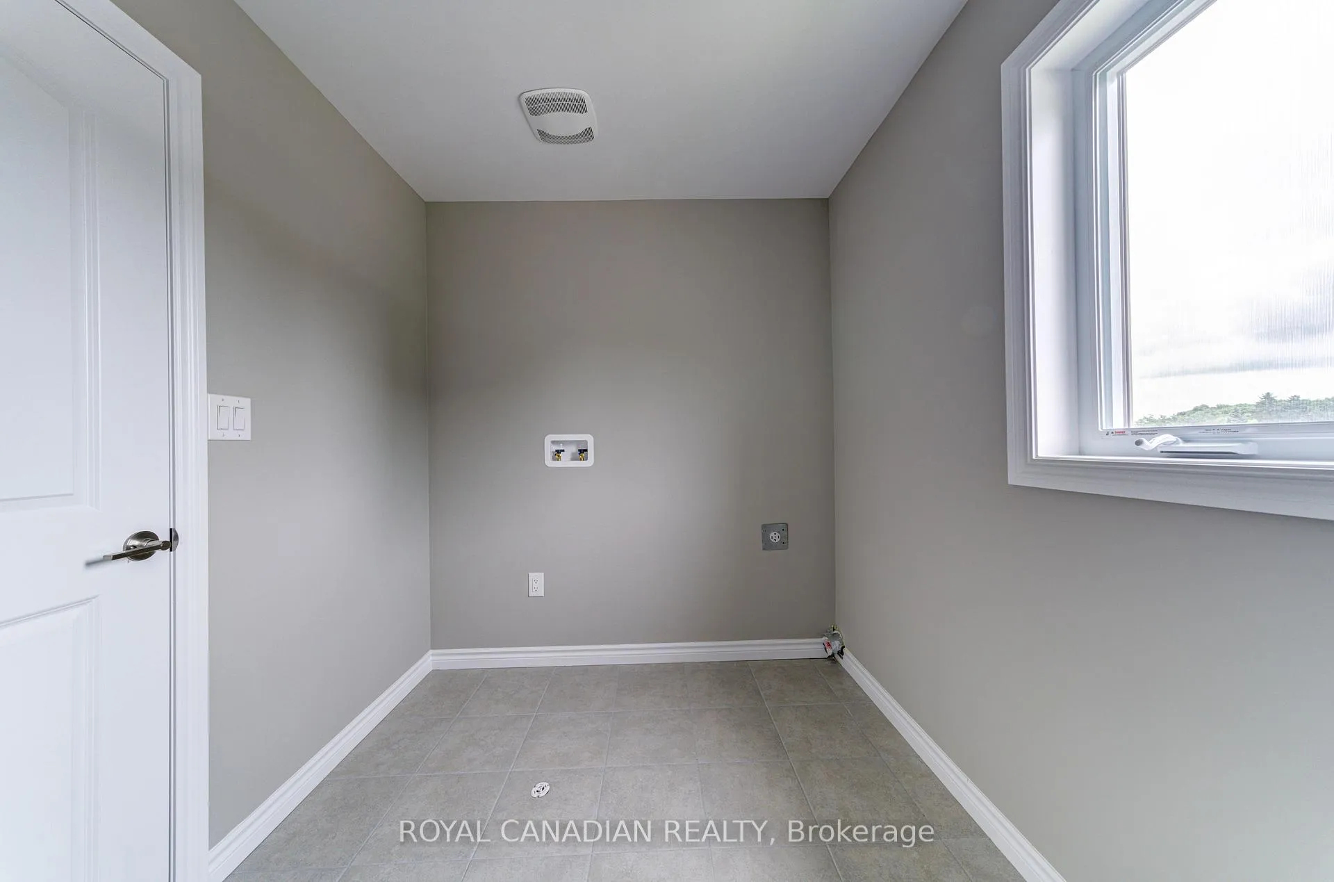 Photo 26 of 1048 Wright Drive, Midland — HOMEH
