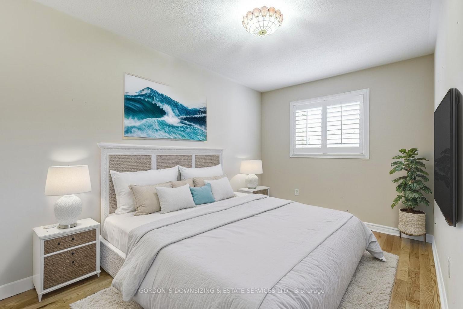 Photo 23 of 4114 Foxwood Drive, Burlington, Tansley — HOMEH