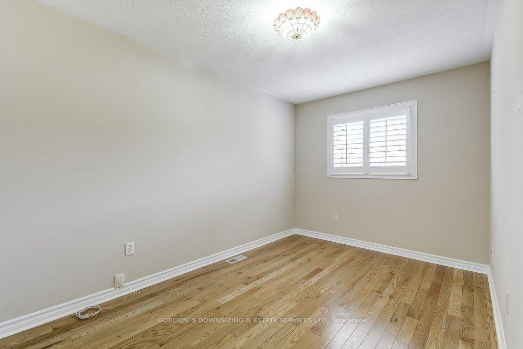 Photo 24 of 4114 Foxwood Drive, Burlington, Tansley — HOMEH