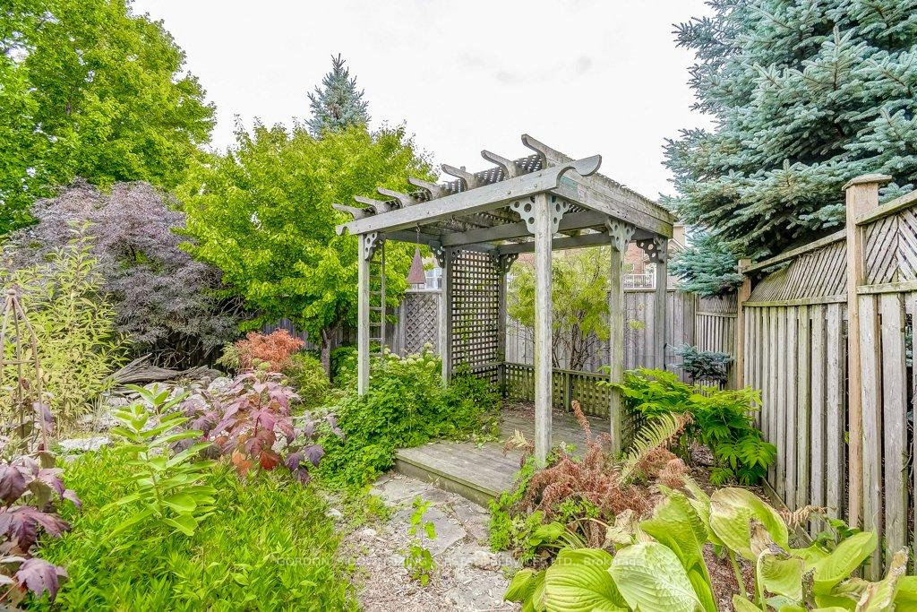Photo 50 of 4114 Foxwood Drive, Burlington, Tansley — HOMEH