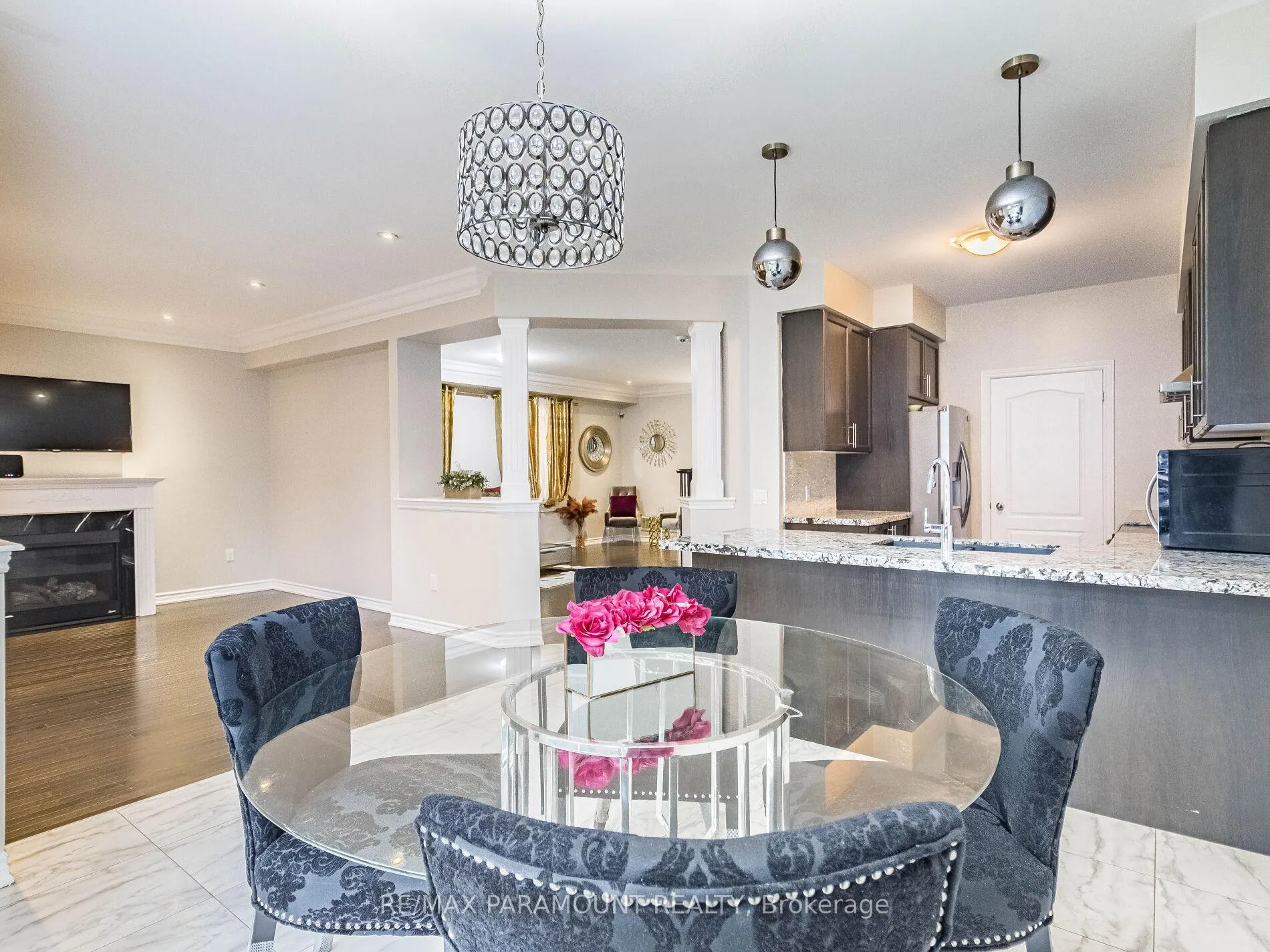 Photo 11 of 25 Helderman Street, Caledon, Rural Caledon — HOMEH