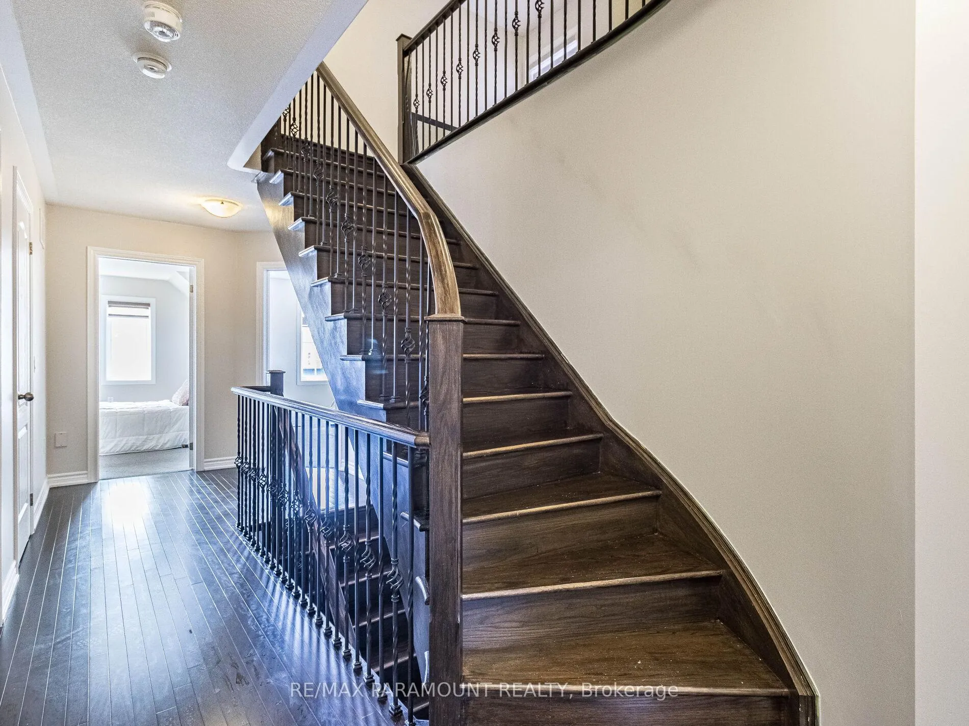 Photo 16 of 25 Helderman Street, Caledon, Rural Caledon — HOMEH