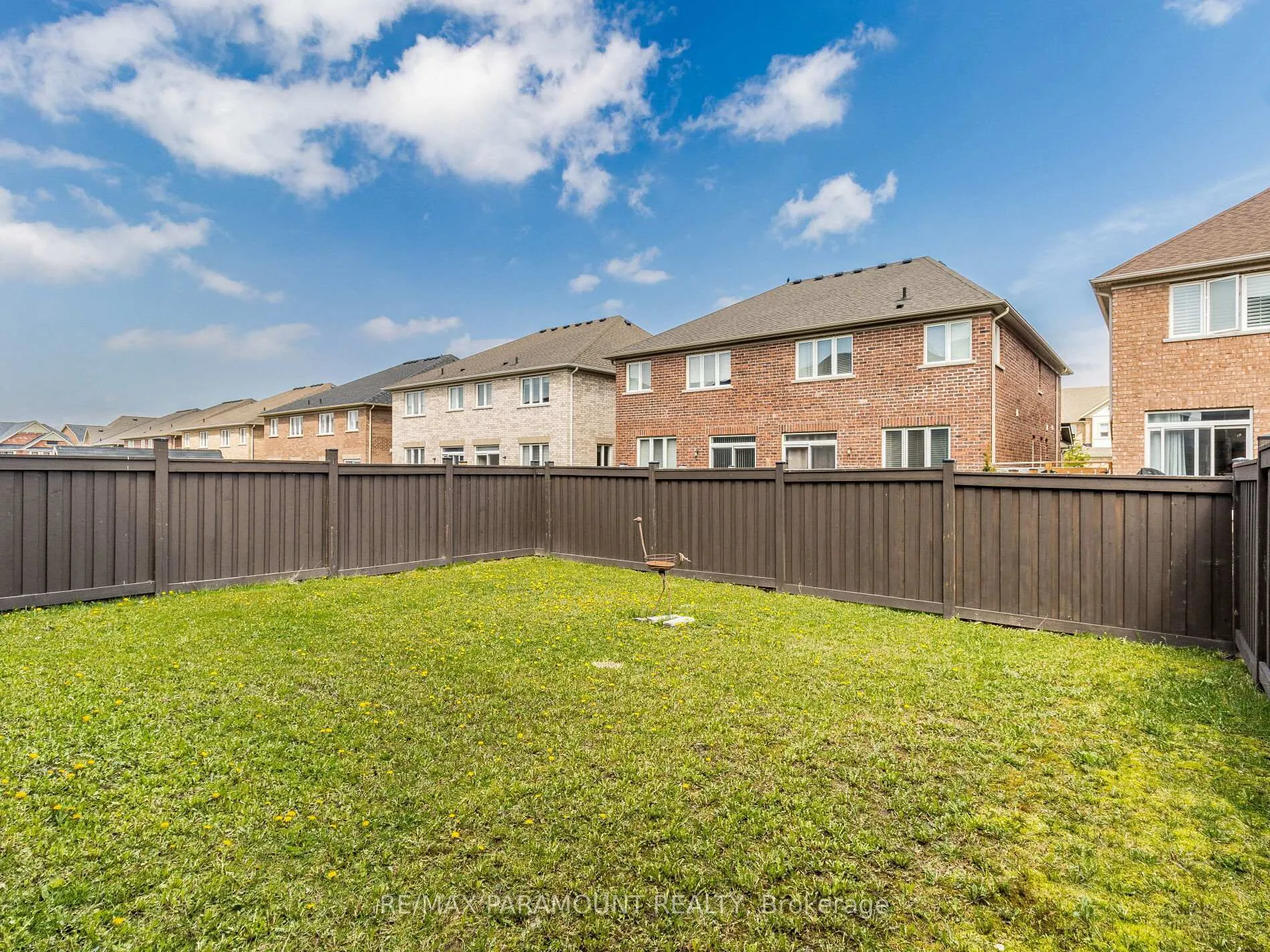 Photo 33 of 25 Helderman Street, Caledon, Rural Caledon — HOMEH