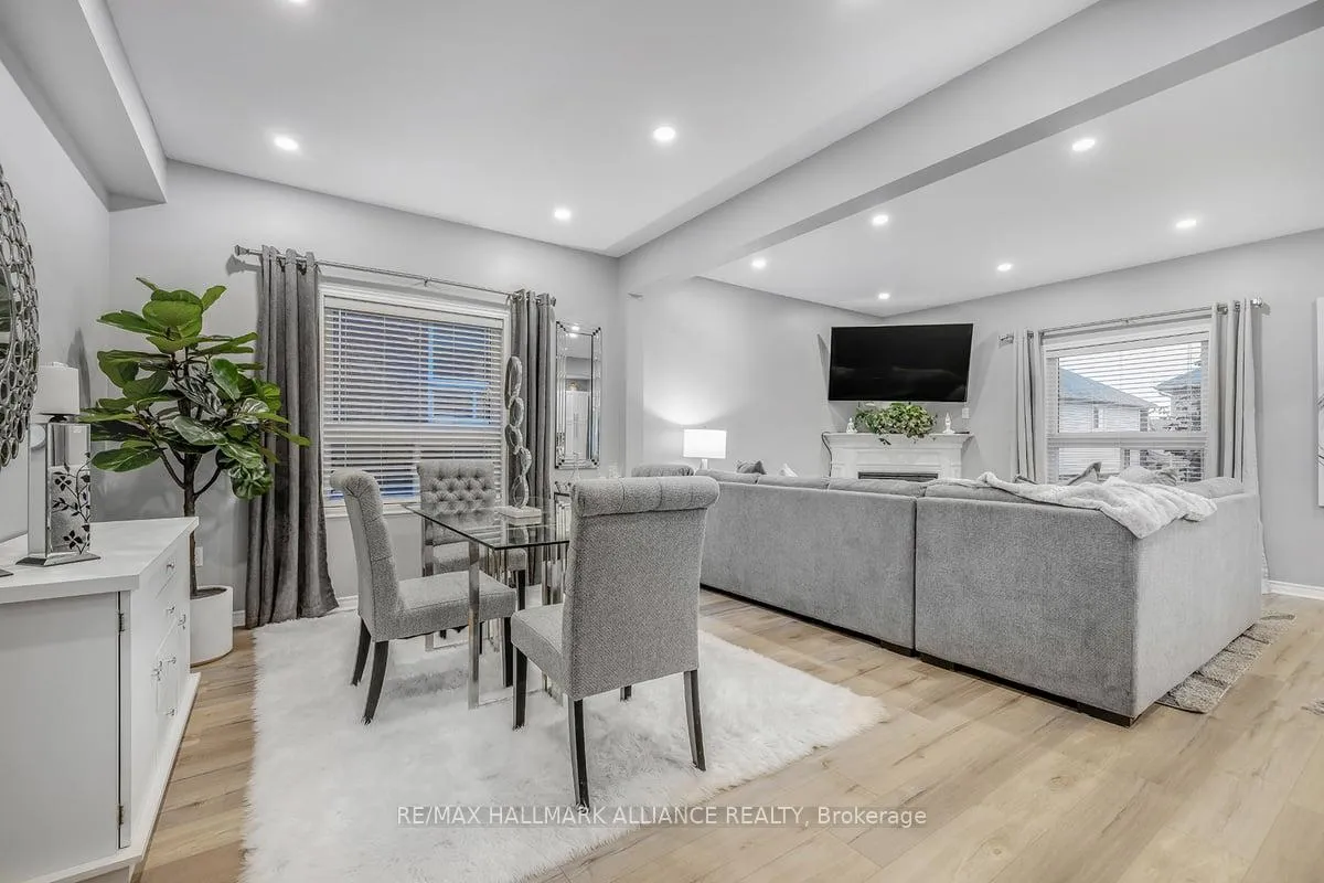 Photo 4 of 920 Ormond Drive, Oshawa, Samac — HOMEH