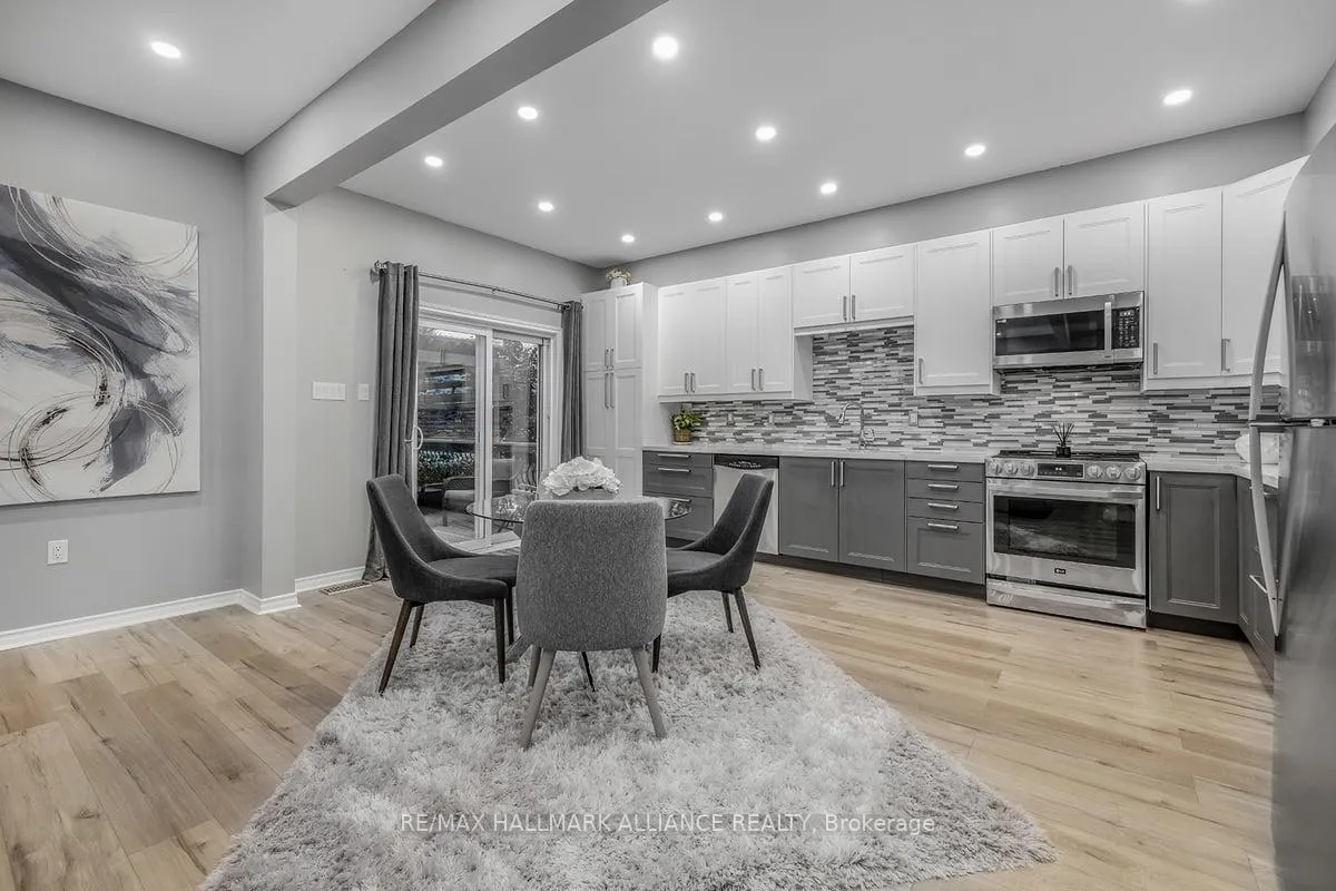 Photo 11 of 920 Ormond Drive, Oshawa, Samac — HOMEH