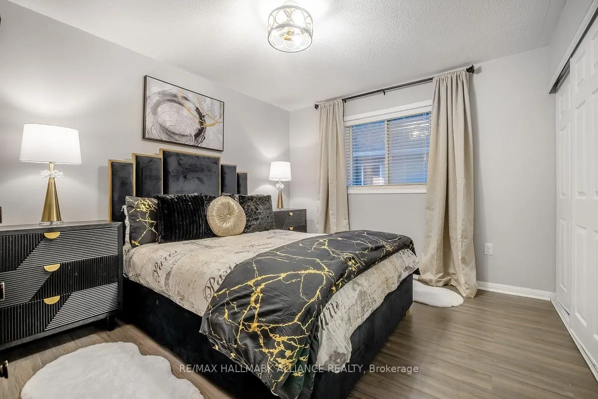 Photo 18 of 920 Ormond Drive, Oshawa, Samac — HOMEH