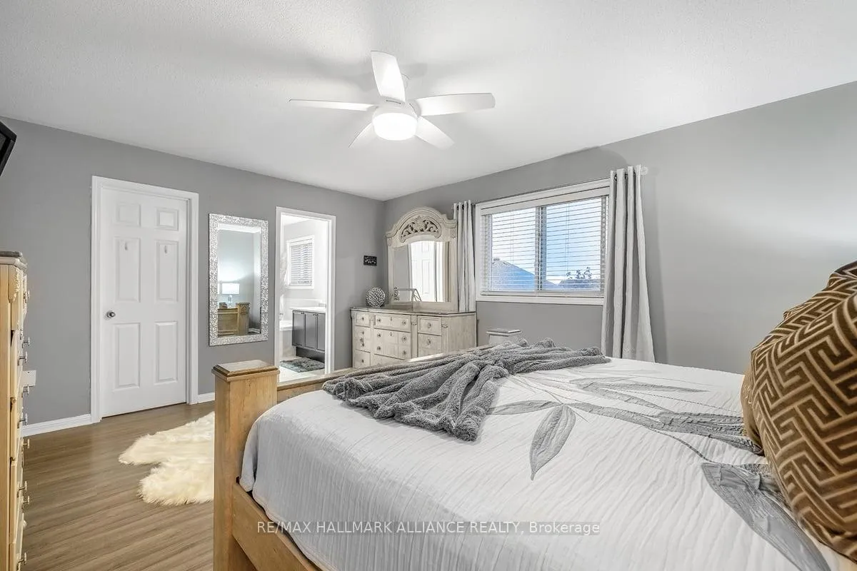 Photo 21 of 920 Ormond Drive, Oshawa, Samac — HOMEH
