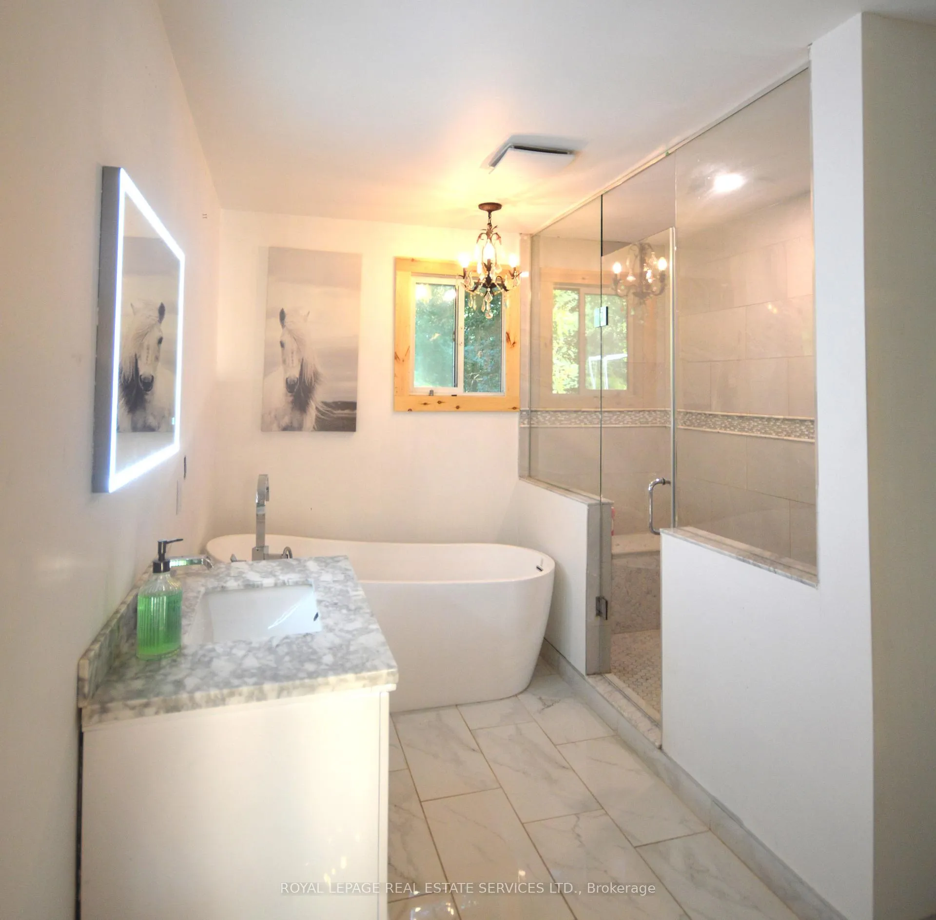 Photo 25 of 3227 Muskoka Street, Severn, Washago — HOMEH