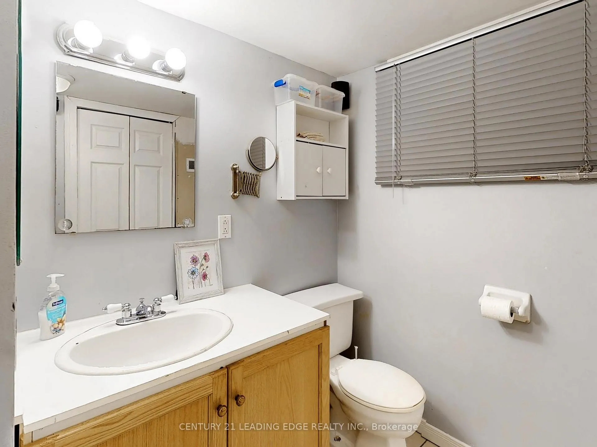 Photo 33 of 1736 Brock Street, Whitby, Port Whitby — HOMEH