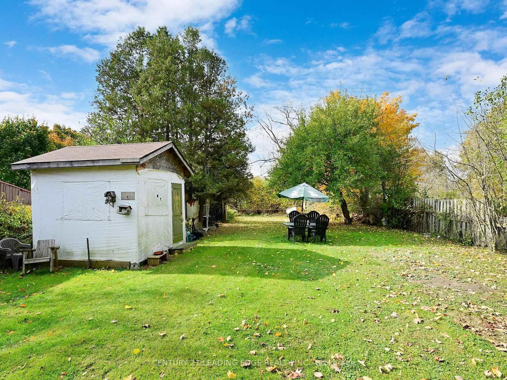 Photo 35 of 1736 Brock Street, Whitby, Port Whitby — HOMEH