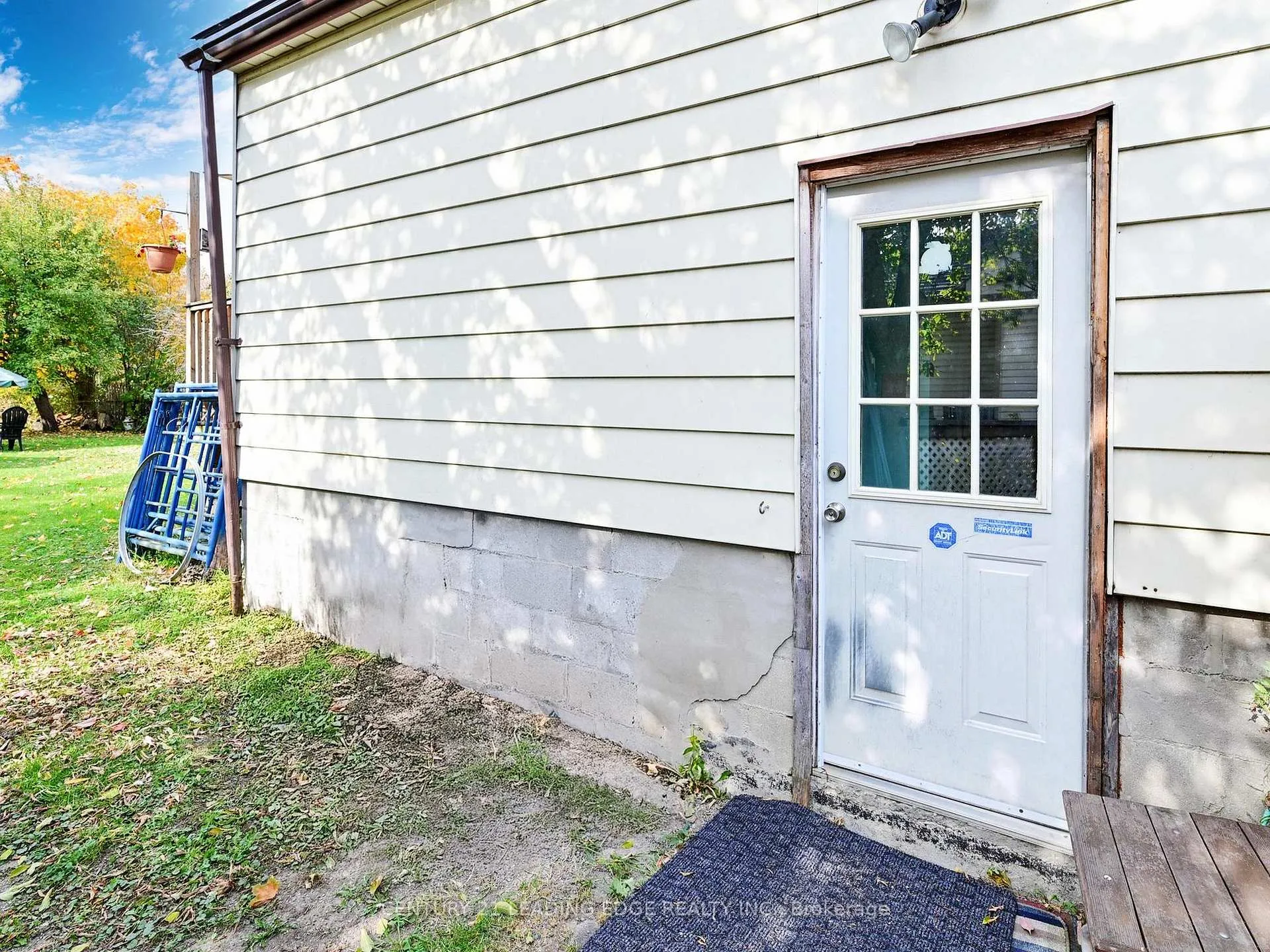 Photo 38 of 1736 Brock Street, Whitby, Port Whitby — HOMEH