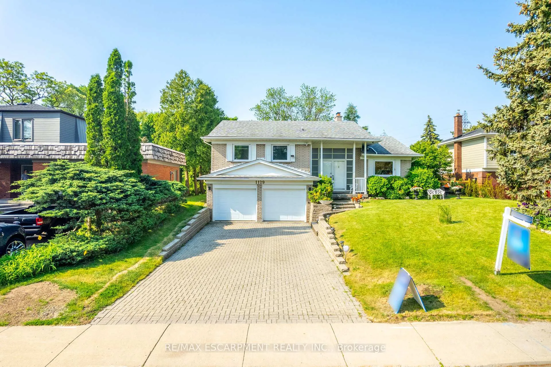 Front of 1129 Scenic Drive