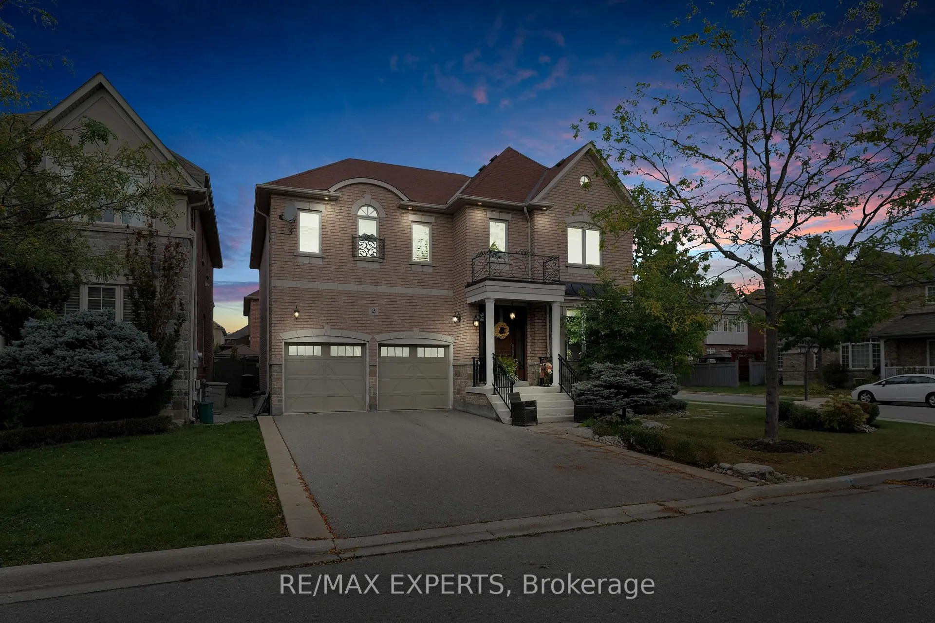 Photo 3 of 2 Josephine Road, Vaughan, Vellore Village — HOMEH