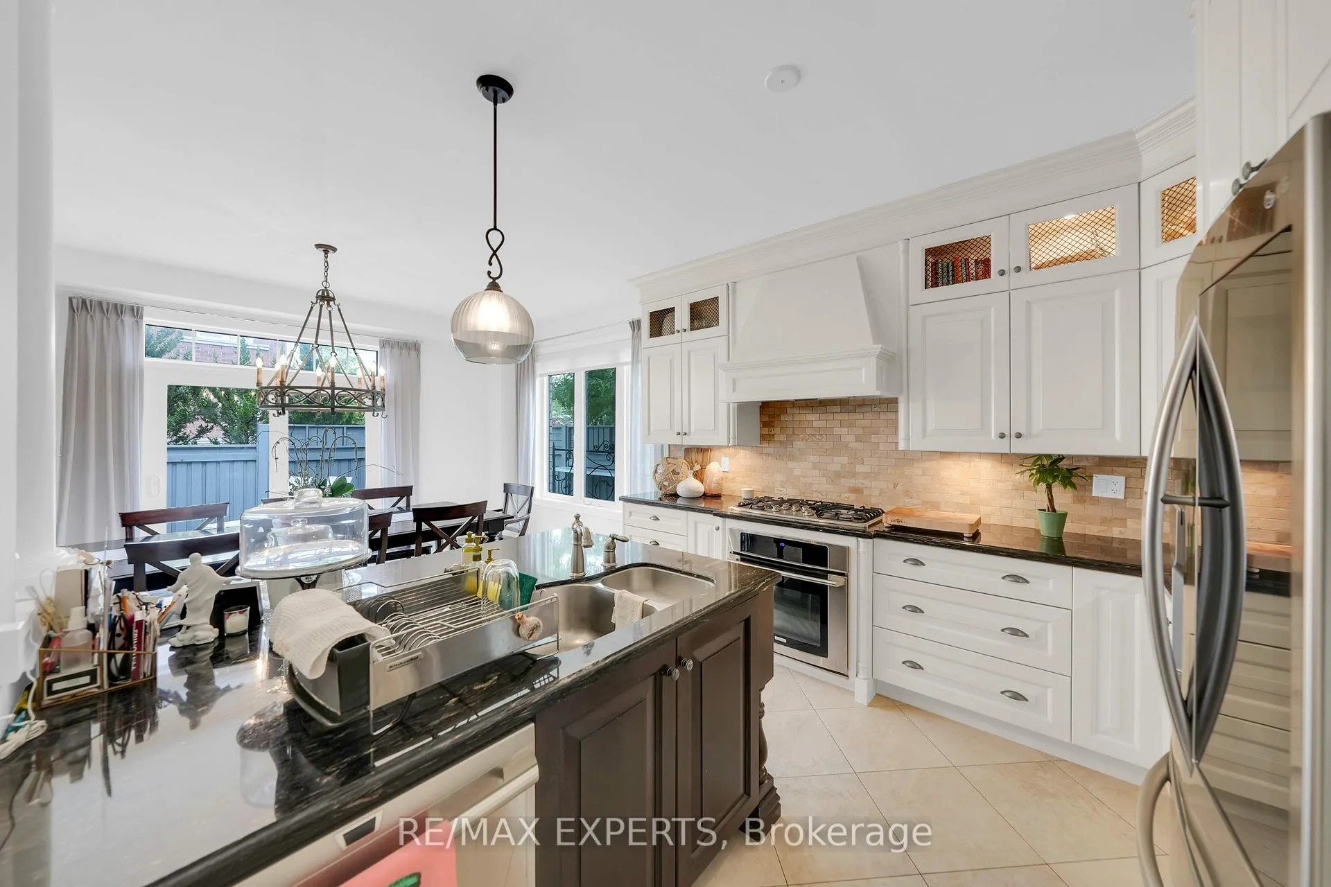 Photo 10 of 2 Josephine Road, Vaughan, Vellore Village — HOMEH
