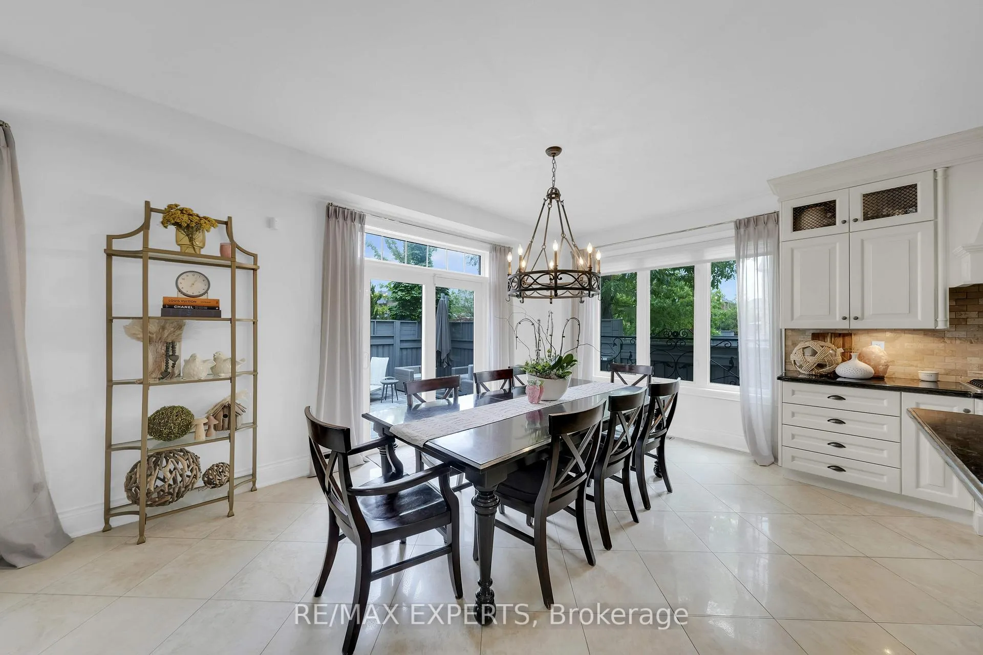 Photo 13 of 2 Josephine Road, Vaughan, Vellore Village — HOMEH