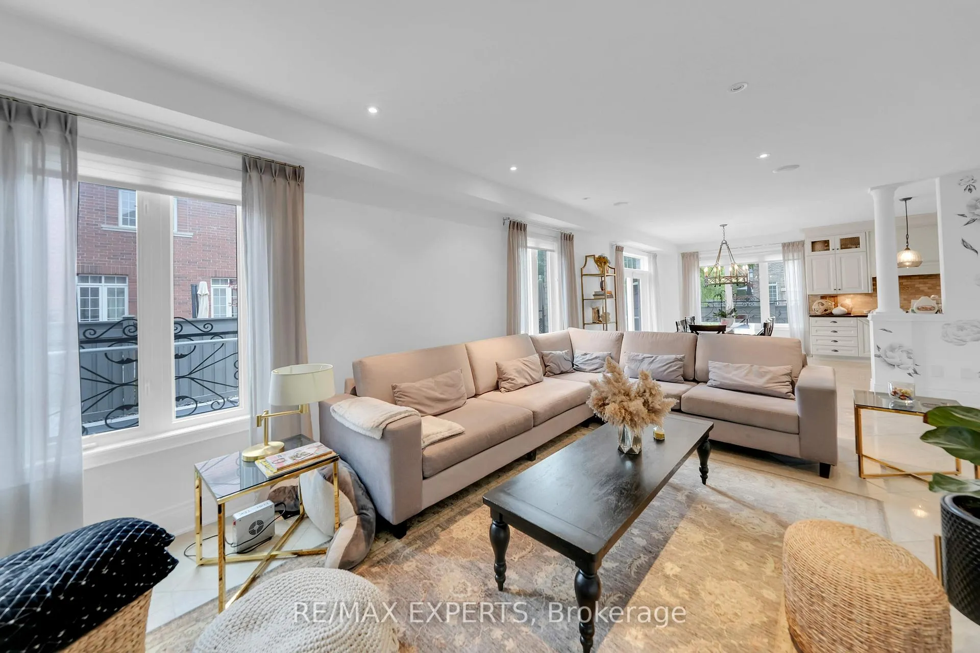 Photo 18 of 2 Josephine Road, Vaughan, Vellore Village — HOMEH