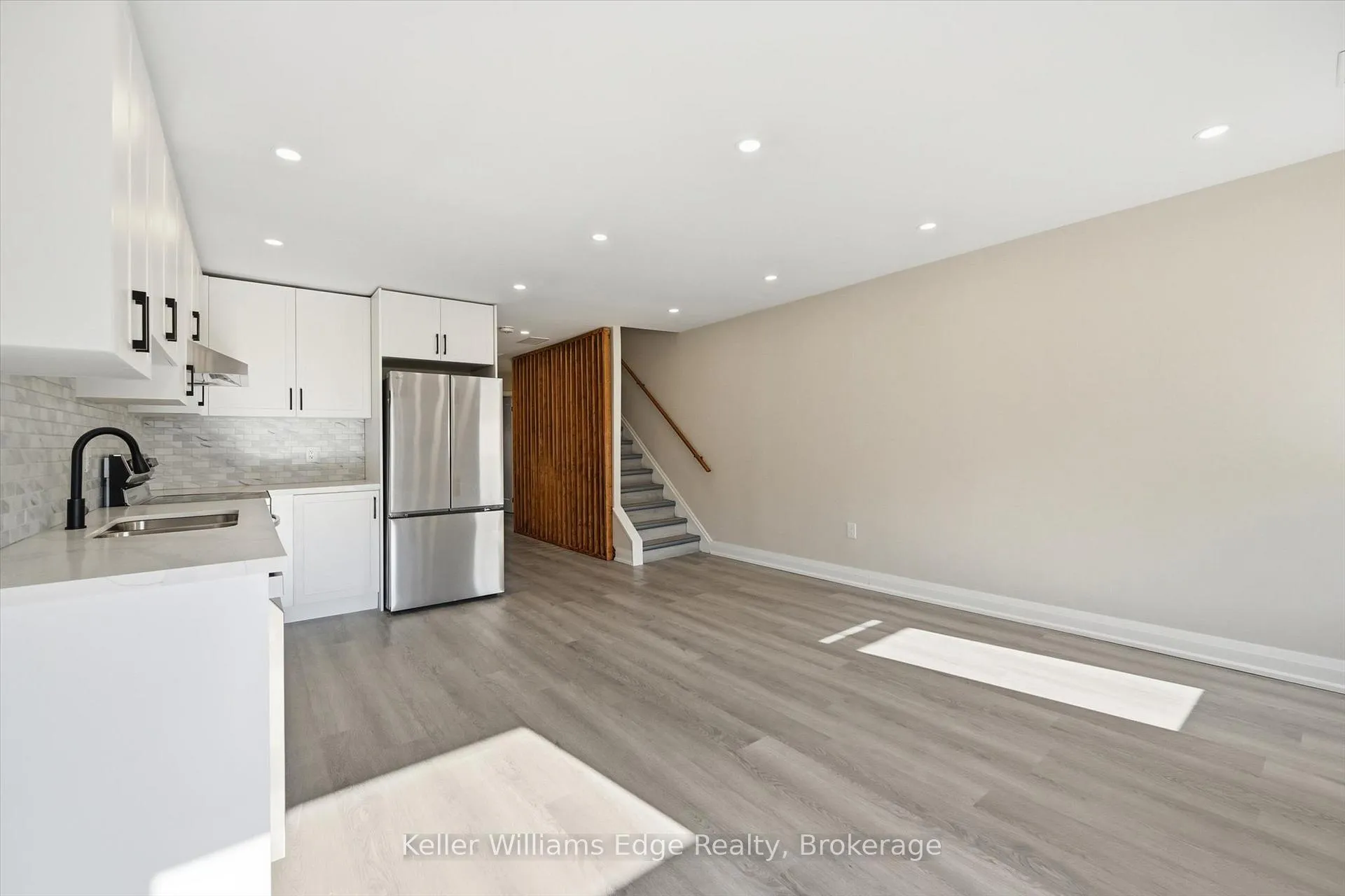 Photo 3 of Unit 3, 489 Cannon Street E, Hamilton, Gibson — HOMEH